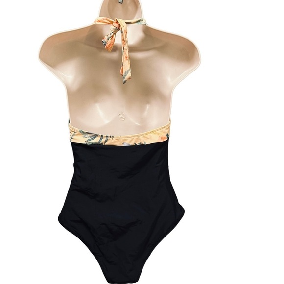 Nwt Cupshe Women Swim Melissa Floral Halter Back Tie One Piece Swimsuit medium - Picture 4 of 7